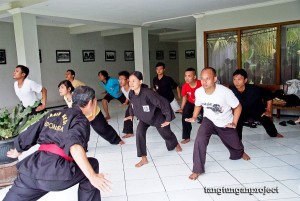 Garis Paksi - Latihan di Yogyakarta